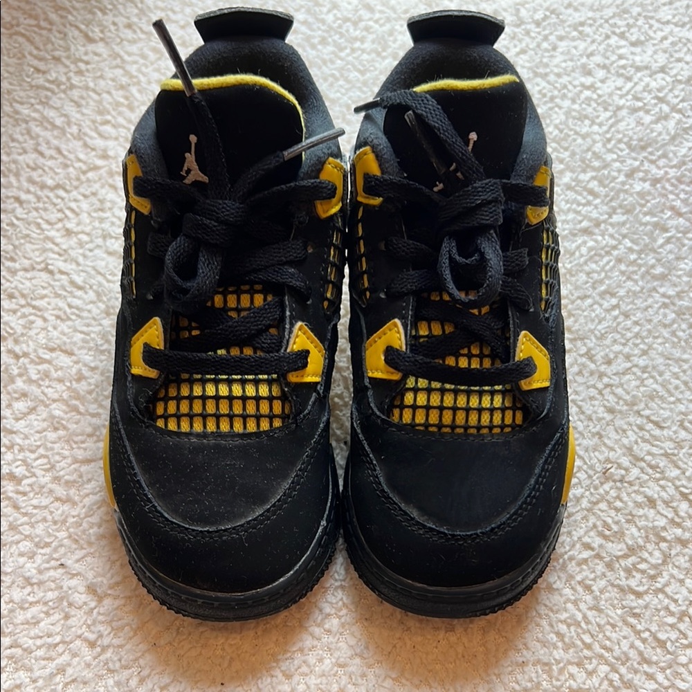 Jordan Black and Yellow Sneakers Classic Athletic Design